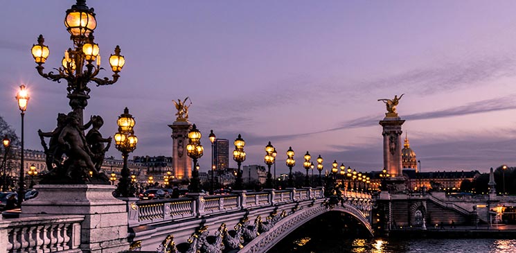 Des livres numériques pour percer tous les mystères de Paris !