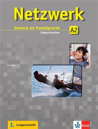 Couverture du livre « Netzwerk a2, intensivtrainer » de  aux éditions La Maison Des Langues