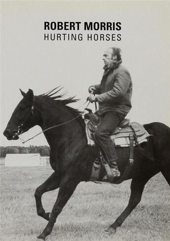 Couverture du livre « Hurting horses » de Robert Morris aux éditions Mfc Didier