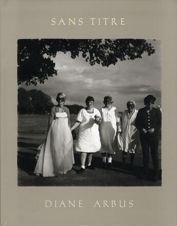 Couverture du livre « Diane Arbus ; sans titre » de  aux éditions La Martiniere