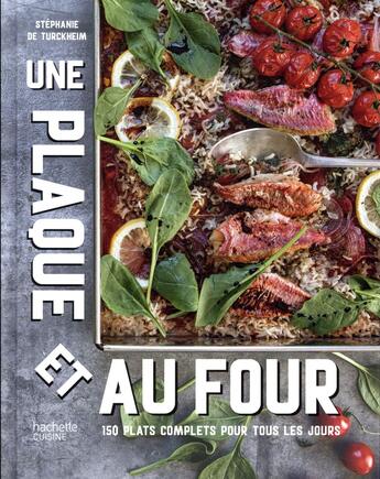 Couverture du livre « Une plaque et au four » de Stephanie De Turckheim aux éditions Hachette Pratique