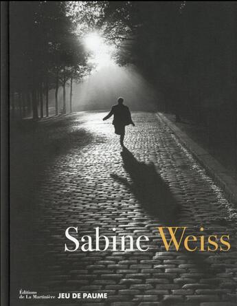 Couverture du livre « Catalogue d'exposition » de Sabine Weiss aux éditions La Martiniere