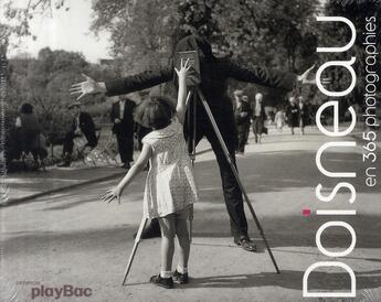 Couverture du livre « Doisneau en 365 photographies » de  aux éditions Play Bac