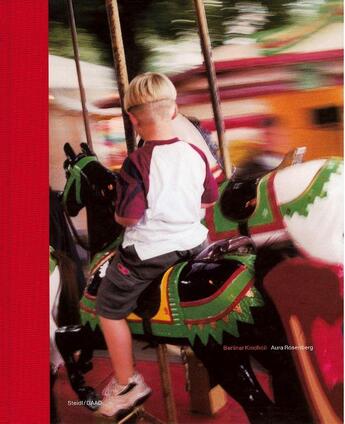 Couverture du livre « Aura rosenberg a berlin childhood » de Leslie Esther aux éditions Steidl