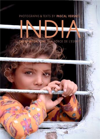 Couverture du livre « India ; the spiritual one ; la force de l'esprit » de Pascal Versaci aux éditions Books On Demand