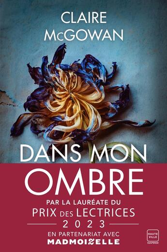 Couverture du livre « Dans mon ombre » de Claire Mcgowan aux éditions Hauteville