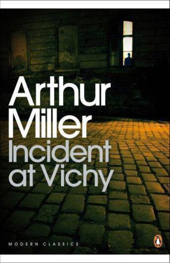 Couverture du livre « Incident at Vichy » de Arthur Miller aux éditions Penguin Books Ltd Digital