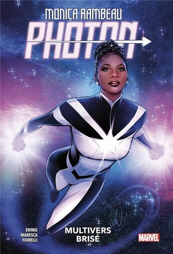 Couverture du livre « Monica Rambeau : Photon : Multivers brisé » de Luca Maresca et Eve L. Ewing et Ivan Fiorelli aux éditions Panini