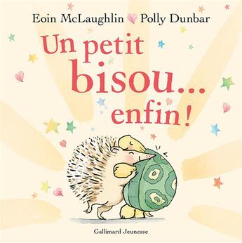 Couverture du livre « Un petit bisou... enfin ! » de Eoin Mclaughlin et Polly Dunbar aux éditions Gallimard-jeunesse