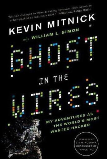 Couverture du livre « Ghost in the wires » de Kevin Mitnick aux éditions Back Bay Books