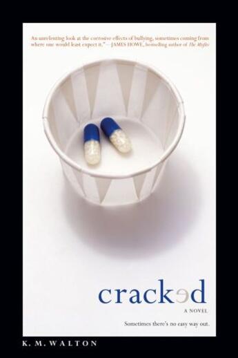 Couverture du livre « Cracked » de Walton K M aux éditions Simon Pulse