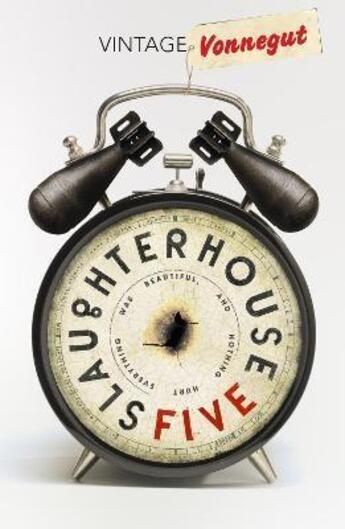 Couverture du livre « Slaughterhouse 5, or the children's crusade » de Kurt Vonnegut aux éditions Random House Uk