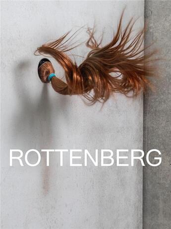 Couverture du livre « Mika rottenberg easypieces » de Rottenberg Mika aux éditions Dap Artbook