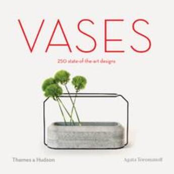 Couverture du livre « Vases » de Agata Toromanoff aux éditions Thames & Hudson