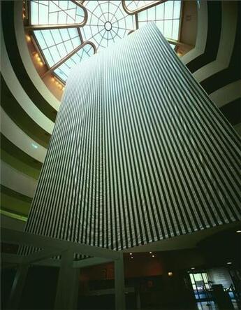 Couverture du livre « Daniel buren the eye of the storm » de Gingeras/Dennison aux éditions Guggenheim