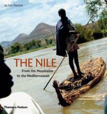 Couverture du livre « The nile » de Pavan aux éditions Thames & Hudson