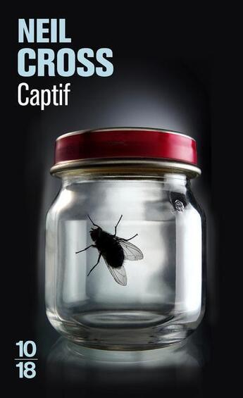 Couverture du livre « Captif » de Neil Cross aux éditions 10/18