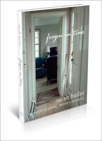 Couverture du livre « Sarah butler frozen in time » de Butler Sarah aux éditions Glitterati London