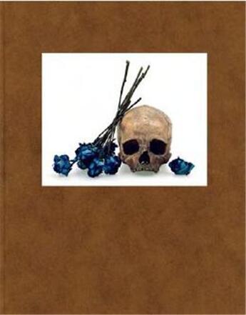 Couverture du livre « David bailey flowers skulls contacts » de David Bailey aux éditions Steidl