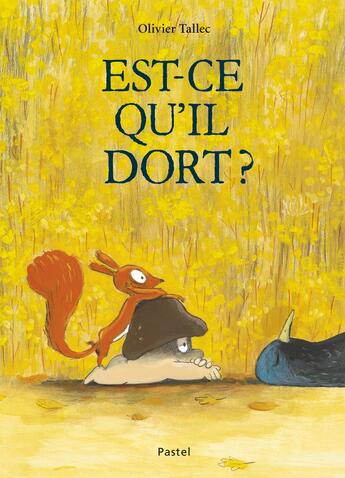 Couverture du livre « Est-ce qu'il dort ? » de Olivier Tallec aux éditions Ecole Des Loisirs