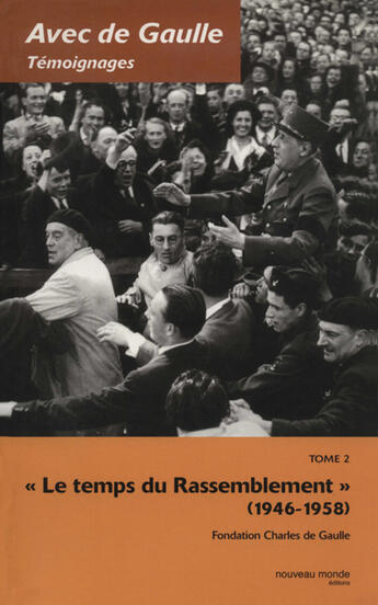 Couverture du livre « Avec de Gaulle t.2 » de  aux éditions Nouveau Monde