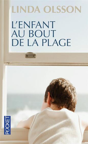 Couverture du livre « L'enfant au bout de la plage » de Linda Olsson aux éditions Pocket