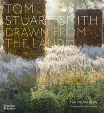Couverture du livre « Tom stuart-smith drawn from the land » de Tim Richardson aux éditions Thames & Hudson