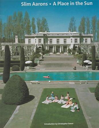 Couverture du livre « Slim aarons - a place in the sun » de  aux éditions Abrams Uk