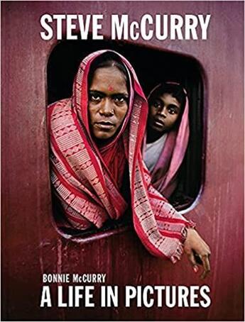 Couverture du livre « Steve mccurry: a life in pictures 40 years of photography » de Steve Mccurry aux éditions Laurence King