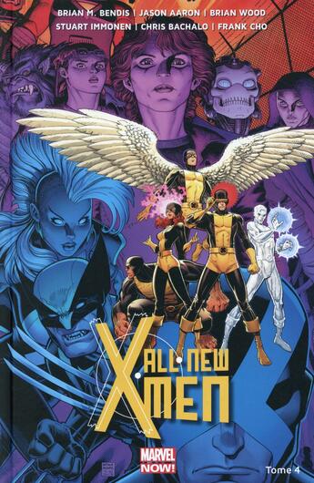 Couverture du livre « X-Men t.4 » de Frank Cho et Jason Aaron et Brian Wood et Brian Michael Bendis aux éditions Panini
