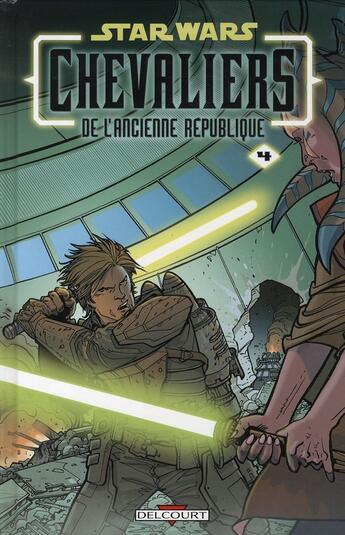 Couverture du livre « Star Wars - chevaliers de l'ancienne République t.4 ; l'invasion de Taris » de John Jackson Miller et Bong Dazo et Dustin Weaver aux éditions Delcourt