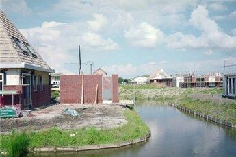 Couverture du livre « Land » de Andre Merian et Urbe Condita aux éditions Ville Ouverte