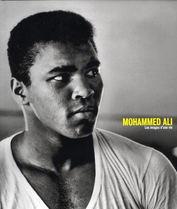 Couverture du livre « Mohammed Ali ; les images d'une vie » de Bal/Dherbier aux éditions Yb