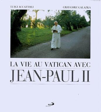 Couverture du livre « La vie au Vatican avec Jean-Paul II » de Wallet Je Accattoli aux éditions Mediaspaul