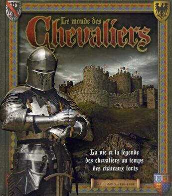 Couverture du livre « Le monde des chevaliers » de Henry Templeman aux éditions Gallimard-jeunesse