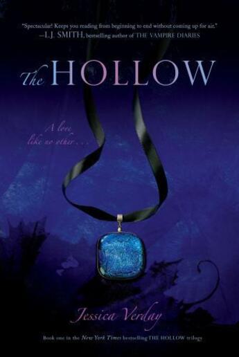 Couverture du livre « The Hollow » de Jessica Verday aux éditions Simon Pulse