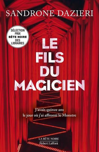 Couverture du livre « Le fils du magicien » de Sandrone Dazieri aux éditions Robert Laffont