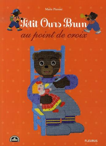 Couverture du livre « Petit Ours Brun au point de croix » de Marie Pieroni aux éditions Mango