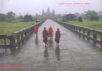 Couverture du livre « Sanctuaire les temples d angkor » de Maccurry Steve aux éditions Phaidon