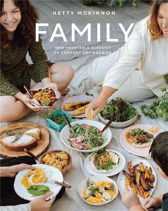 Couverture du livre « Family new vegetarian comfort food to nourish every day » de Mckinnon Hetty aux éditions Prestel