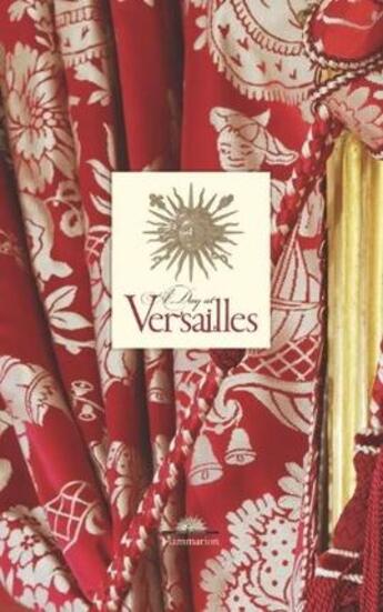 Couverture du livre « A day at Versailles » de  aux éditions Flammarion