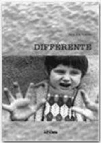 Couverture du livre « Différente » de Alix Dunand aux éditions Jepublie