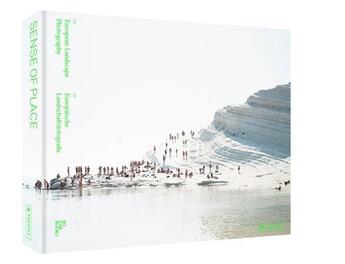 Couverture du livre « Sense of place - european landscape photography » de Wells Liz aux éditions Prestel