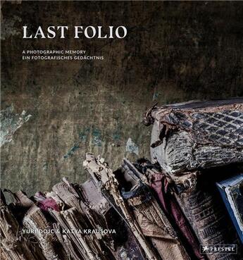 Couverture du livre « Yuri dojc last folio a photographic memory » de Krausova Katya aux éditions Prestel