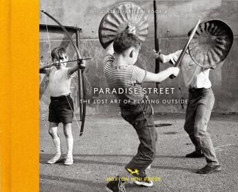 Couverture du livre « Paradise street » de Shirley Baker aux éditions Hoxton Press