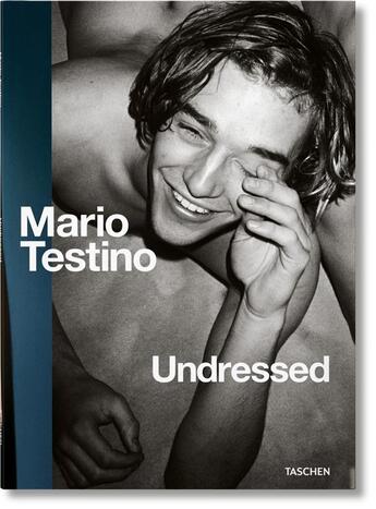 Couverture du livre « Mario Testino undressed » de Matthias Harder et Carine Roitfeld et Mario Testino et Manfred Spitzer aux éditions Taschen