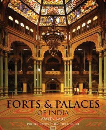 Couverture du livre « Forts et palaces of India » de Amita Baig aux éditions Thames & Hudson