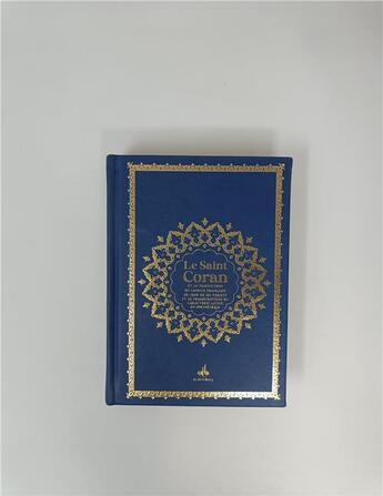 Couverture du livre « Saint coran phonetique (13 x 17 cm) - (ar-fr-ph) - couverture bleu nuit » de Revelation aux éditions Albouraq