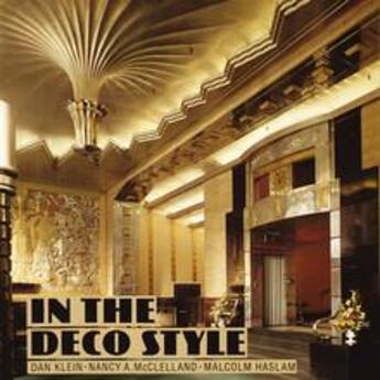 Couverture du livre « In the deco style (paperback) » de  aux éditions Thames & Hudson