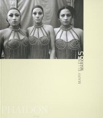 Couverture du livre « Mary ellen mark » de Charles Hagen aux éditions Phaidon